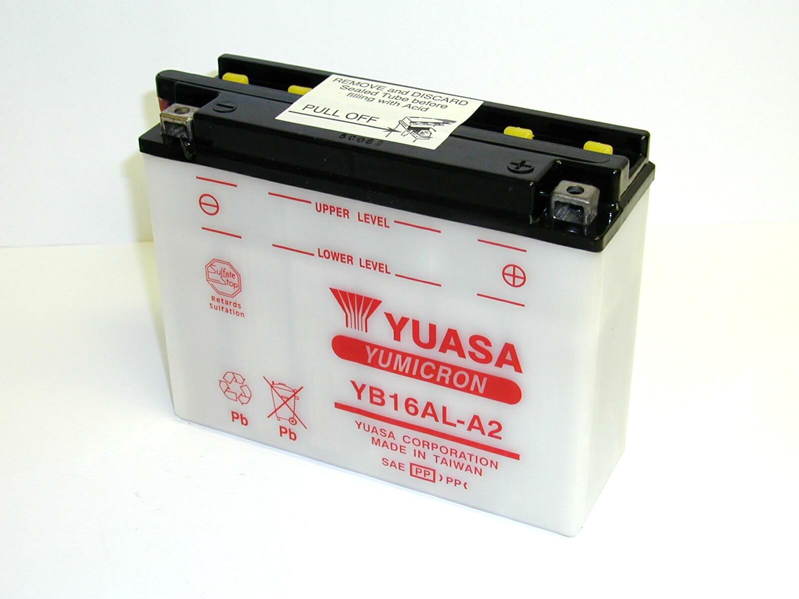 Batterie moto Yuasa...