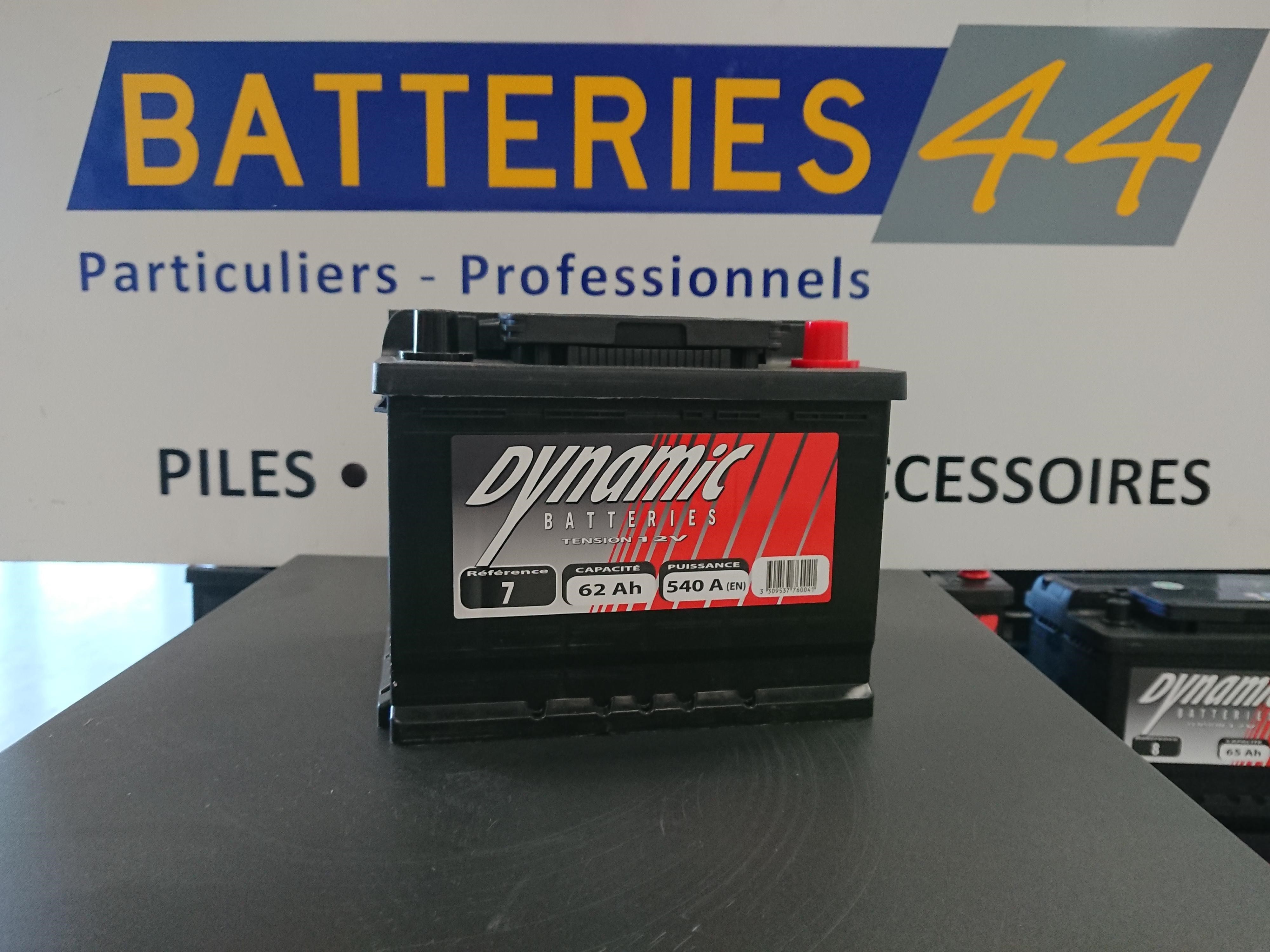 Batterie Exide Premium pour démarrage 64 Ah - OMAX MARINE